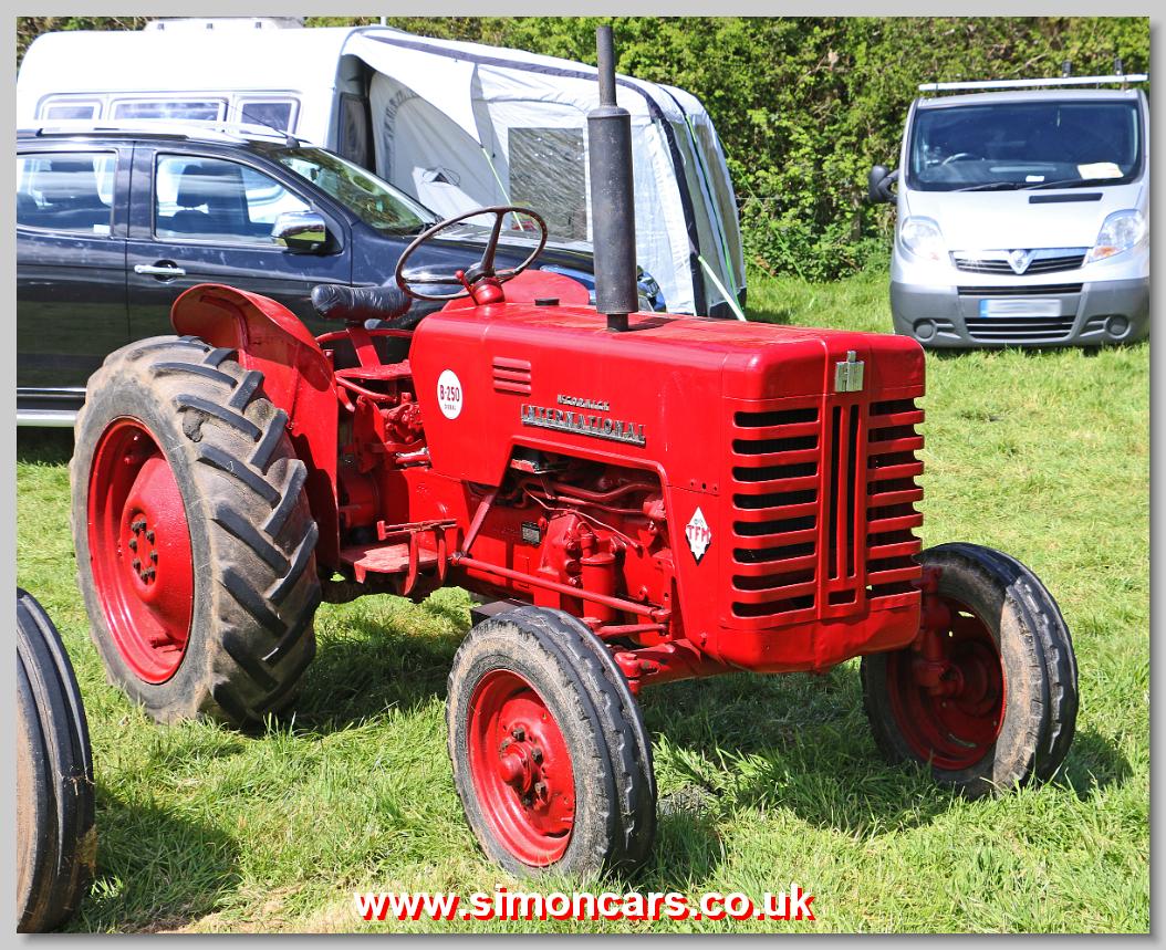 Simon Cars - IH Tractor